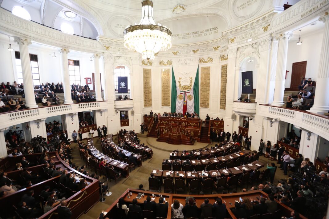 Congreso de la CDMX paga 20.8 millones de pesos a asesores