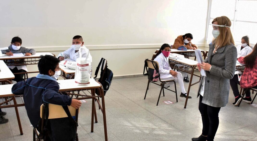 Jalisco anunció el regreso a clases presenciales el 25 de enero; será voluntario