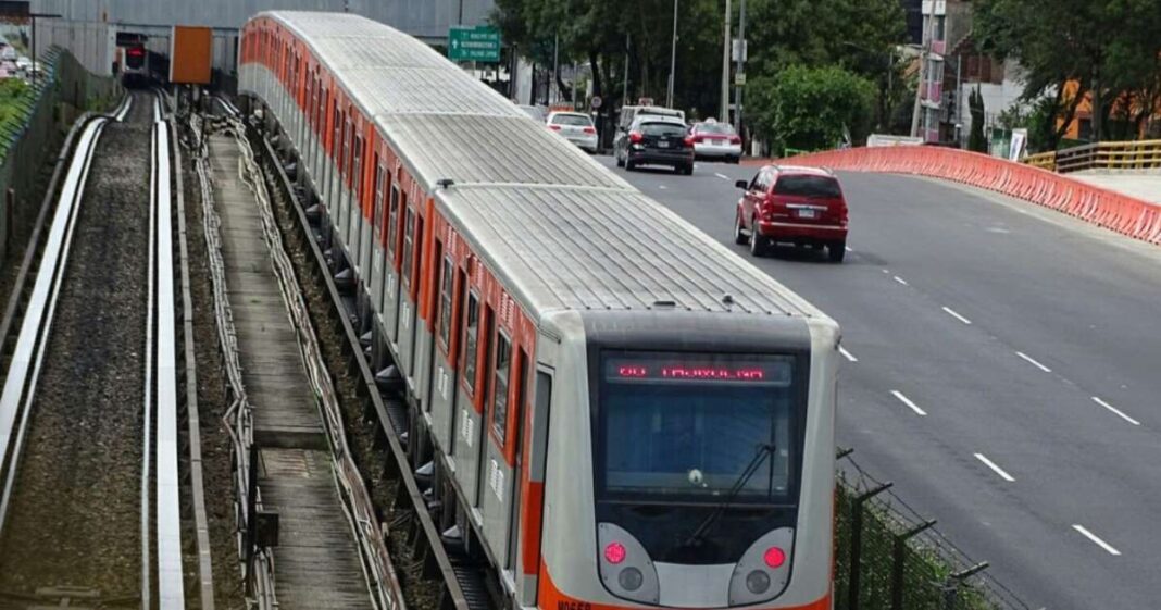 Con 10 trenes, Línea 2 del Metro de la CDMX retoma operaciones este lunes