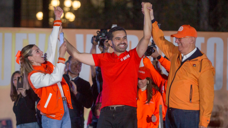 “Máynez está burlándose”: activistas aseguran que el candidato no es accesible con la comunidad sorda