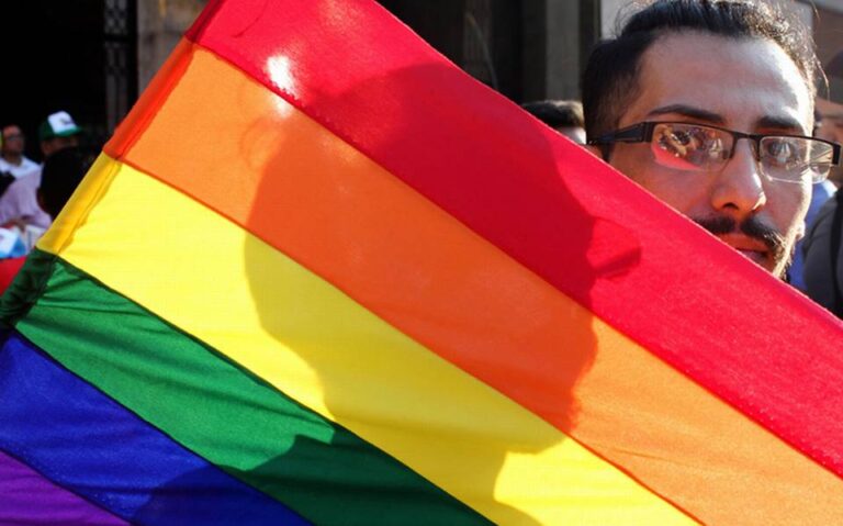 Un 33% por ciento de la población LGTBI+ en México ha intentado suicidarse