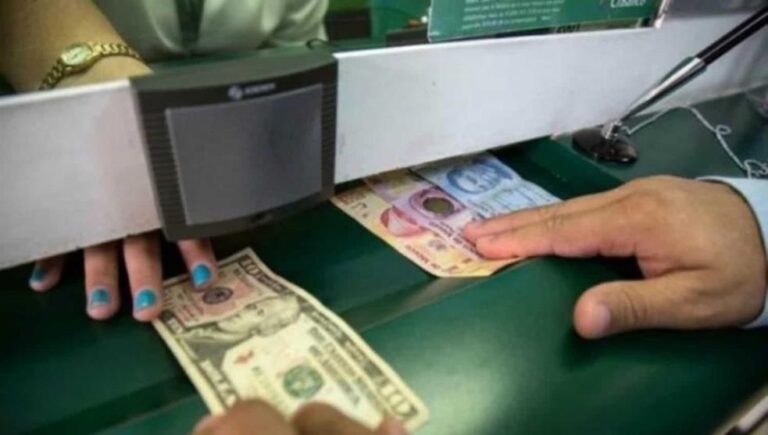 Senado mexicano discrepa con intención de gravar las remesas en EU