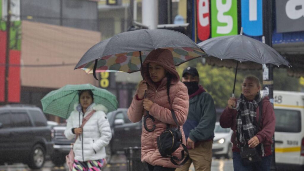 Exhortan a la población protegerse ante llegada de nuevo frente frio