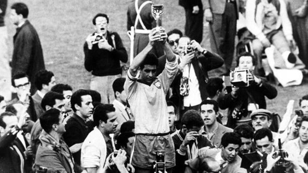 Uruguay 1930, el primer mundial de futbol / Por José Hermilo Amezcua Domínguez