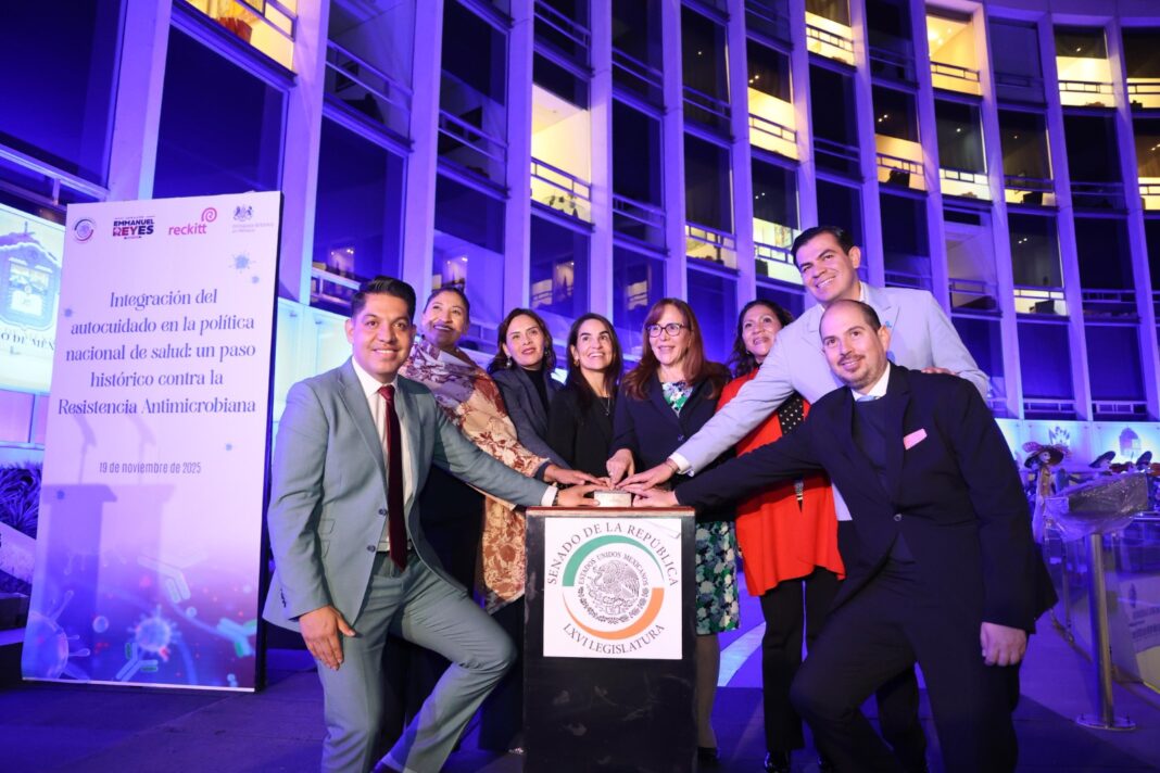 Presenta Senado iniciativa para combatir resistencia antimicrobiana en México, causa de miles de muertes al año en el país