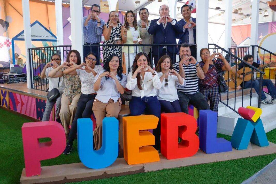 Feria de Puebla 2026 fortalece la unión empresarial: reconoce CANACINTRA