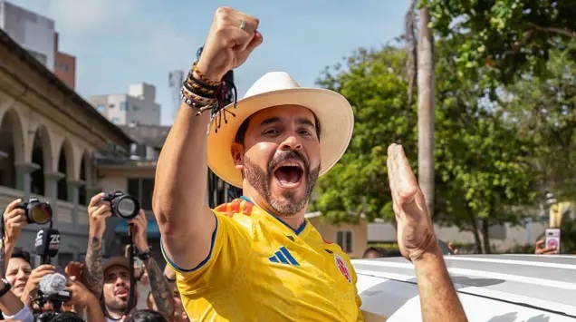 De La Espriella gana presidencia de Colombia en reñida segunda vuelta