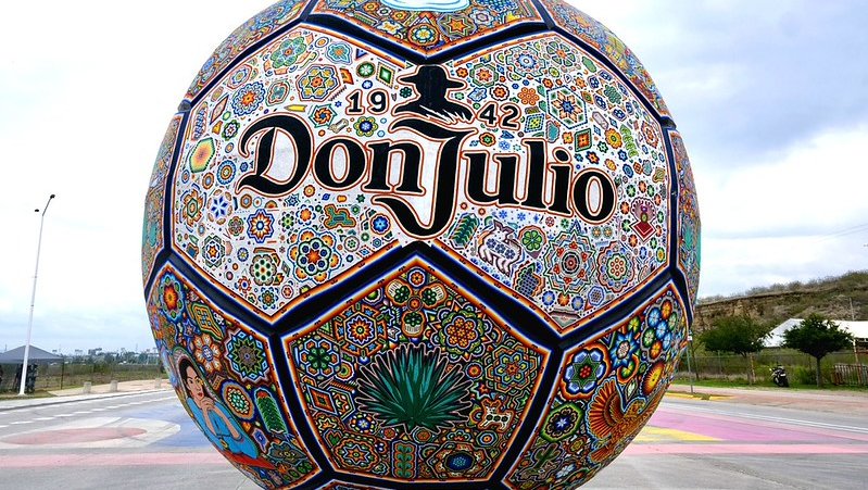 Llega Balón Monumental de Arte Wixárika al cierre del festival Mundo Jalisco