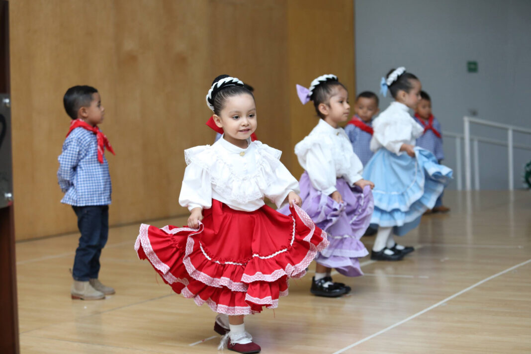 Clausuran en Querétaro el ciclo escolar 2025-2026 de los Centros de Atención Infantil