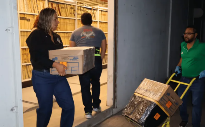 Trasladan documentos históricos del Fondo del Notariado al Archivo General del Estado de Chihuahua