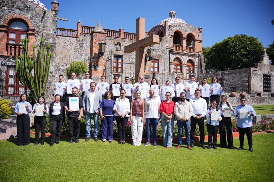 Puebla reconoce la excelencia y profesionalización del sector turístico