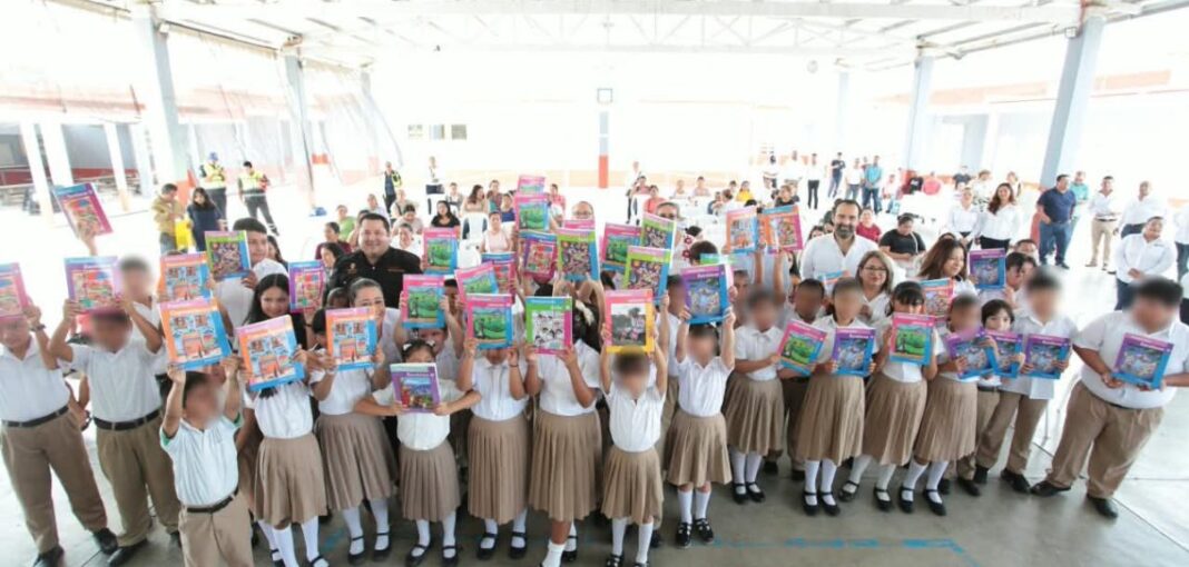 Entregará Veracruz más de 8.7 millones de Libros de Texto Gratuitos para el ciclo escolar 2026-2027