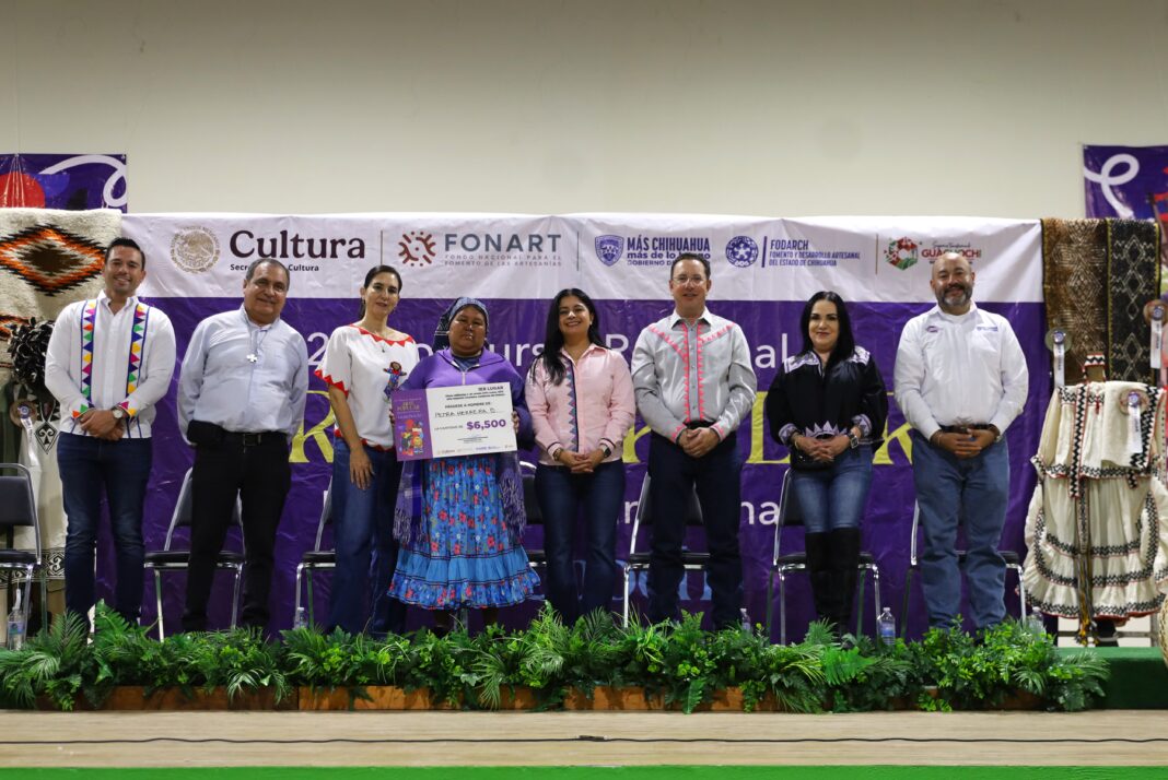 Reconocen en Chihuahua el talento de personas artesanas de la Sierra Tarahumara