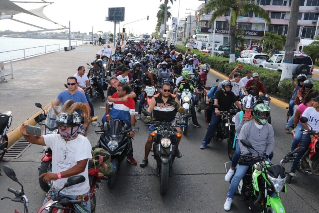 Arranca el MotoFest 2026 con música y una Lunada Biker frente al mar