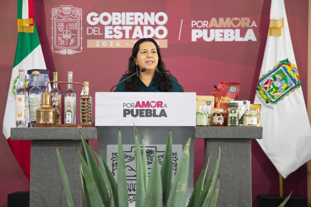 Autoridades y empresarios impulsan a Puebla como potencia mezcalera