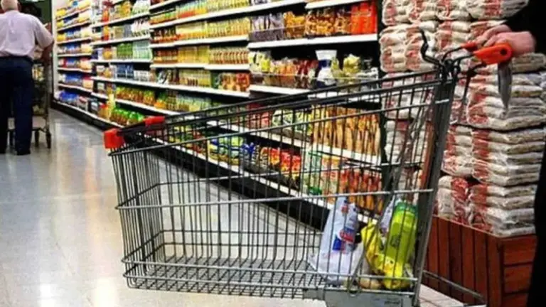 En junio, el consumo reportó la mayor caída para un mes similar desde 2005 / Por Alejandro Durán
