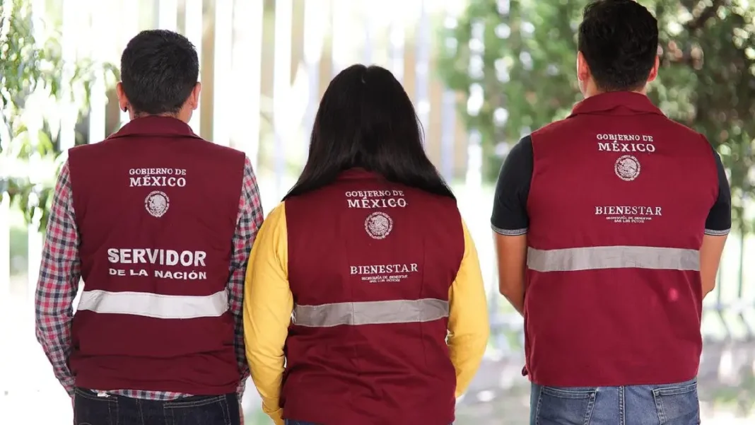 Campeche entregó reconocimiento a Servidores de la Nación por labor humanitaria