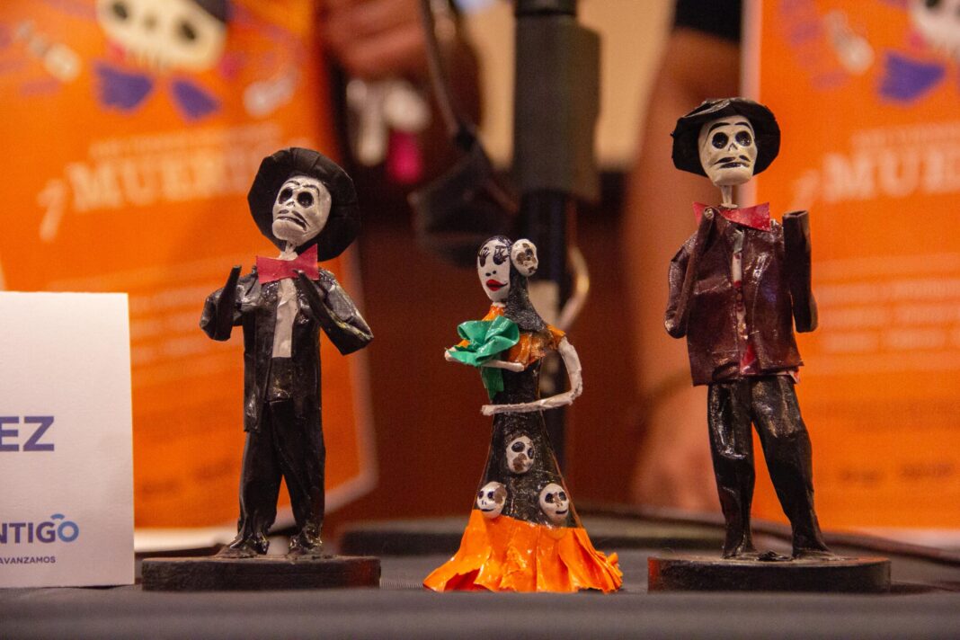 Ahí vienen nuestros muertos, toda la tradición se vive en Querétaro
