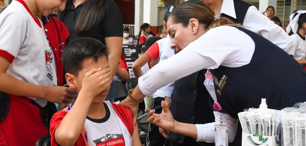 Inician en Veracruz campañas de vacunación contra VPH y enfermedades de temporada invernal