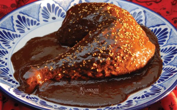 Mole poblano, símbolo de identidad y patrimonio gastronómico ante el mundo